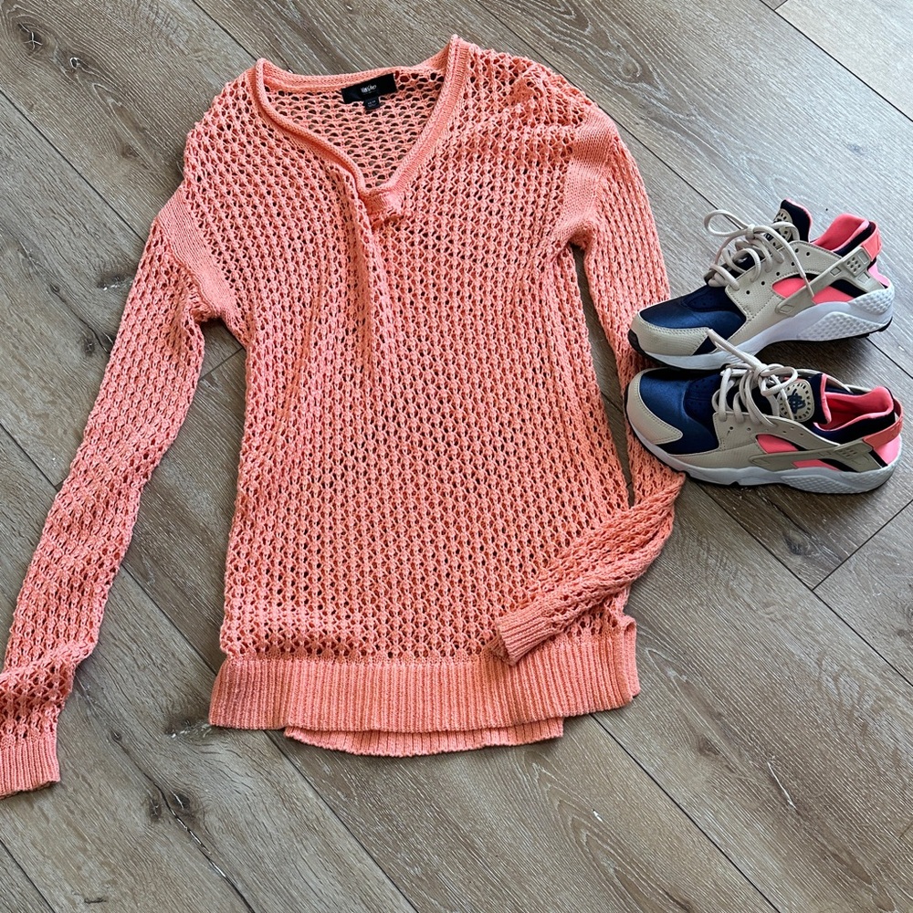 Nike Women's Navy, Pink & Cream Sneakers with top